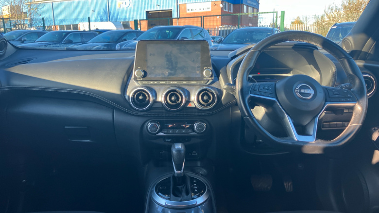 Nissan Juke 1.0 DiG-T 114 N-Connecta 5dr DCT Petrol Hatchback